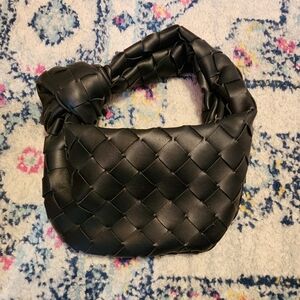 New black vegan leather purse